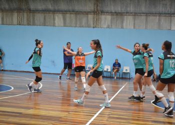 File:Ferro matanza - Liga Argentina Voley Femenino 20230216 3.jpg