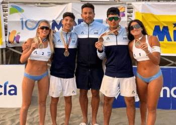 BeachVolley ¡Gallay/Churin y Capogrosso/Capogrosso, en la final del CSVP en  Cayena! SF: Gallay/Churin 🇦🇷 vs Gabi/Jullienis 2-0 (21-15…