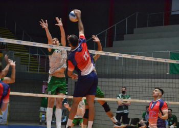 LNVM: Triunfo de San Lorenzo, Tucumán de Gimnasia, Amuvoca y Regatas en Campeonato