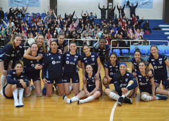 Las Panteras tuvieron su despedida con la gente en el CeNARD