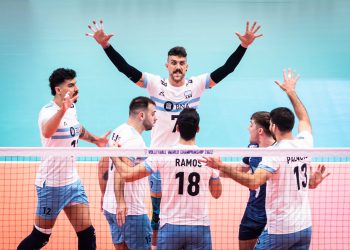 ¡Argentina jugó un gran partido ante Serbia y se metió en cuartos de final!