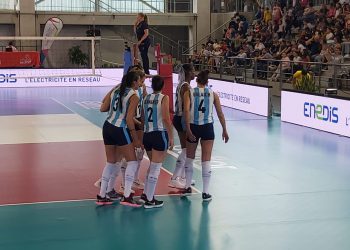 Victoria de Las Panteras ante Canadá en el inicio del torneo preparatorio en Francia