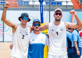 Nicolás y Tomás Capogrosso, finalistas en Asución; Pereyra/De Brito irán por el bronce