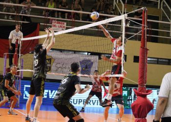 LNVM: CEF 5 y Tucumán de Gimnasia, los únicos invictos que restan en Rosario