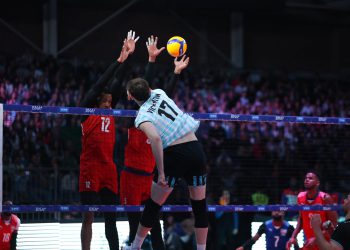 Cuba se quedó con el primer duelo ante Argentina en un Tecnópolis repleto