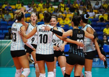 ¡Las Panteras vencieron a Colombia con contundencia en el cierre del Sudamericano!